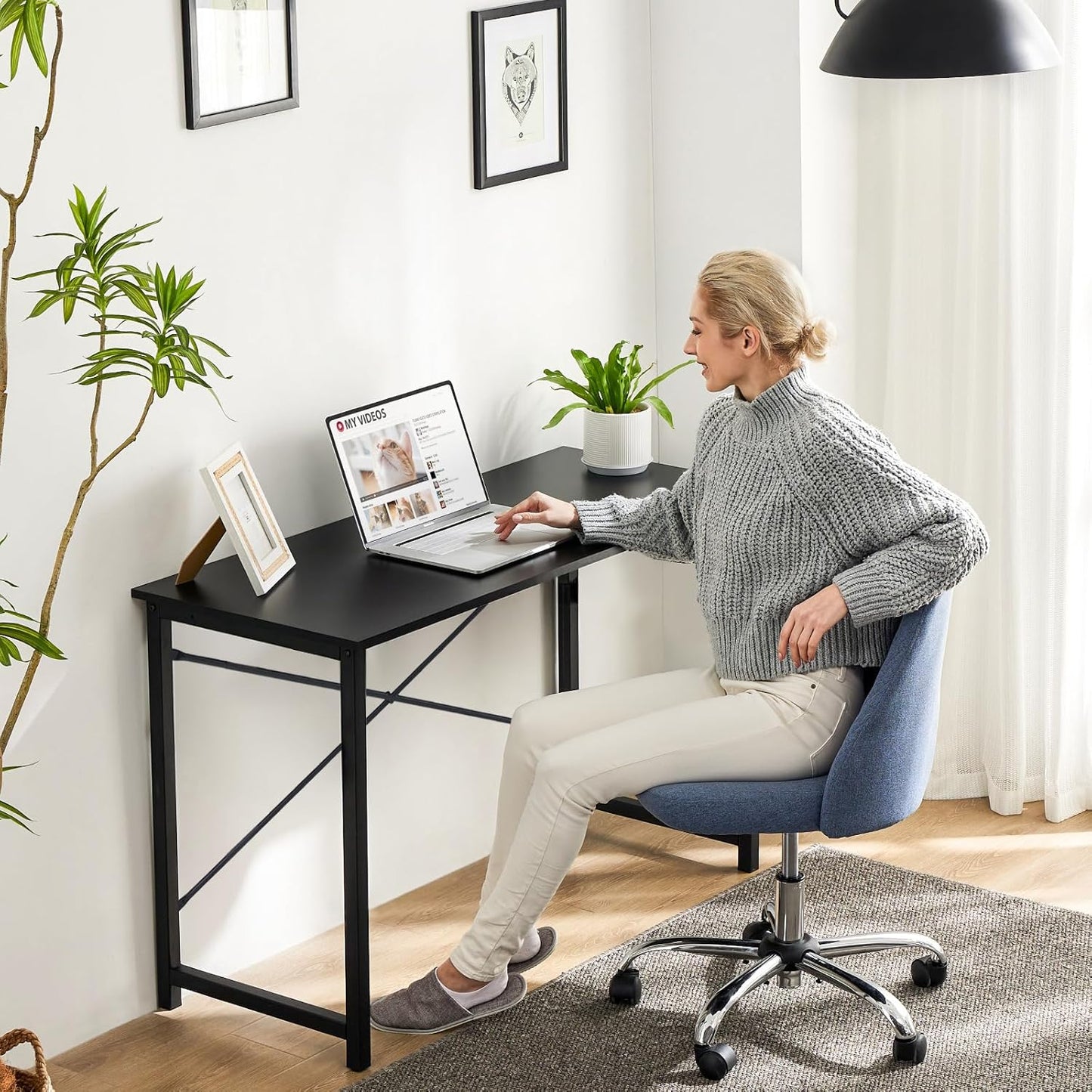 Winarow Small Computer Desk, 40" Office Writing Desk with Metal Frame & Wooden Top, X-Shaped Reinforcement, Student Study Workstation for Home Bedroom, Black